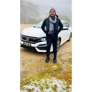 Meet your Posher, Satish